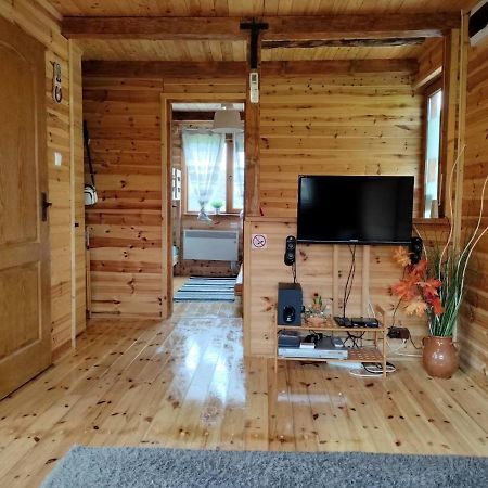 Nexus B2 Guest House Fagetel Bagian luar foto